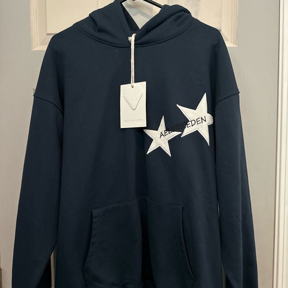 AELFRIC EDEN STAR PRINT COLOR
CONTRAST HOODIE - Picture 2 of 3
